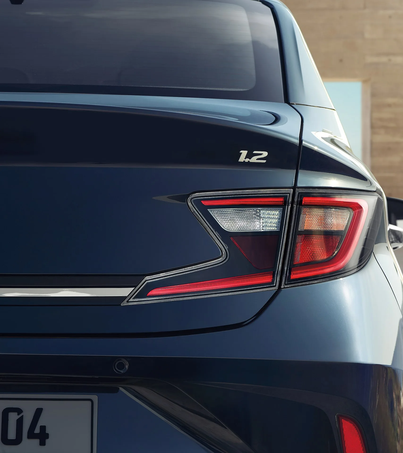 AI3_FL_4DOOR_GEN_LHD_EXTERIOR_STYLE_STYLISH_Z_SHAPED_LED_TAIL_LAMPS-grandi10 hyundai honduras excel automotriz-min